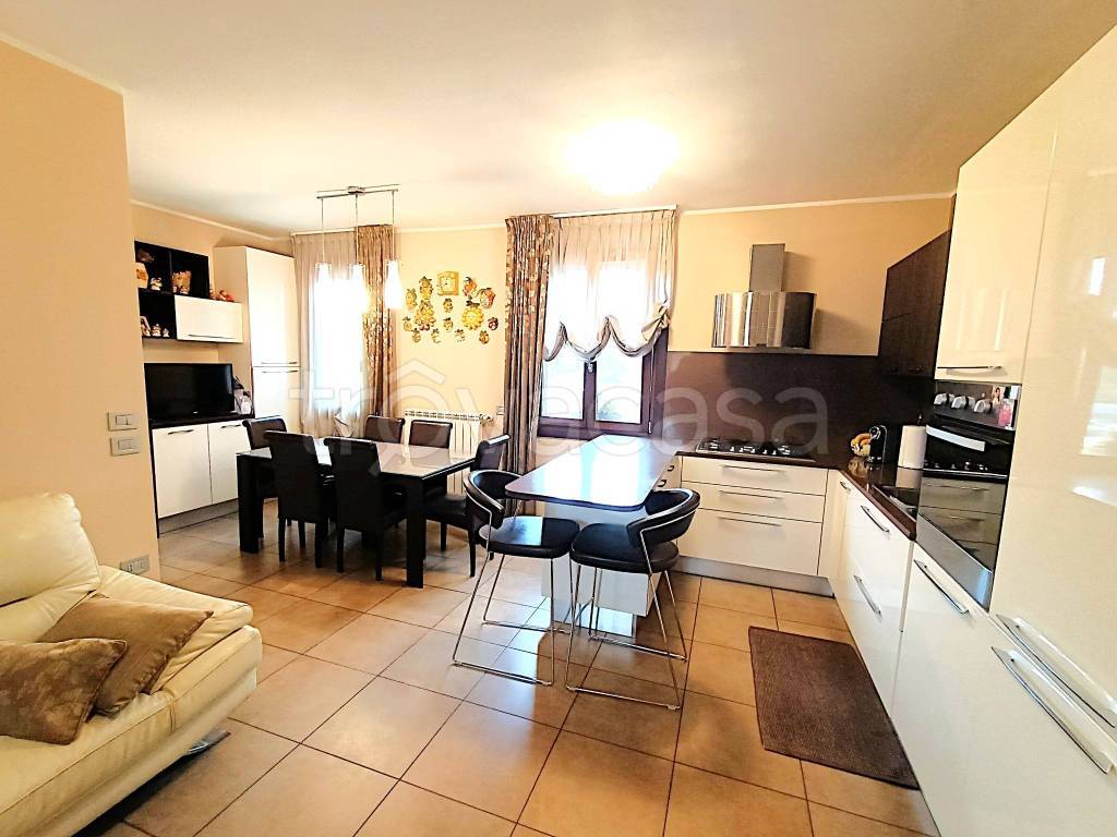 appartamento in vendita ad Adria