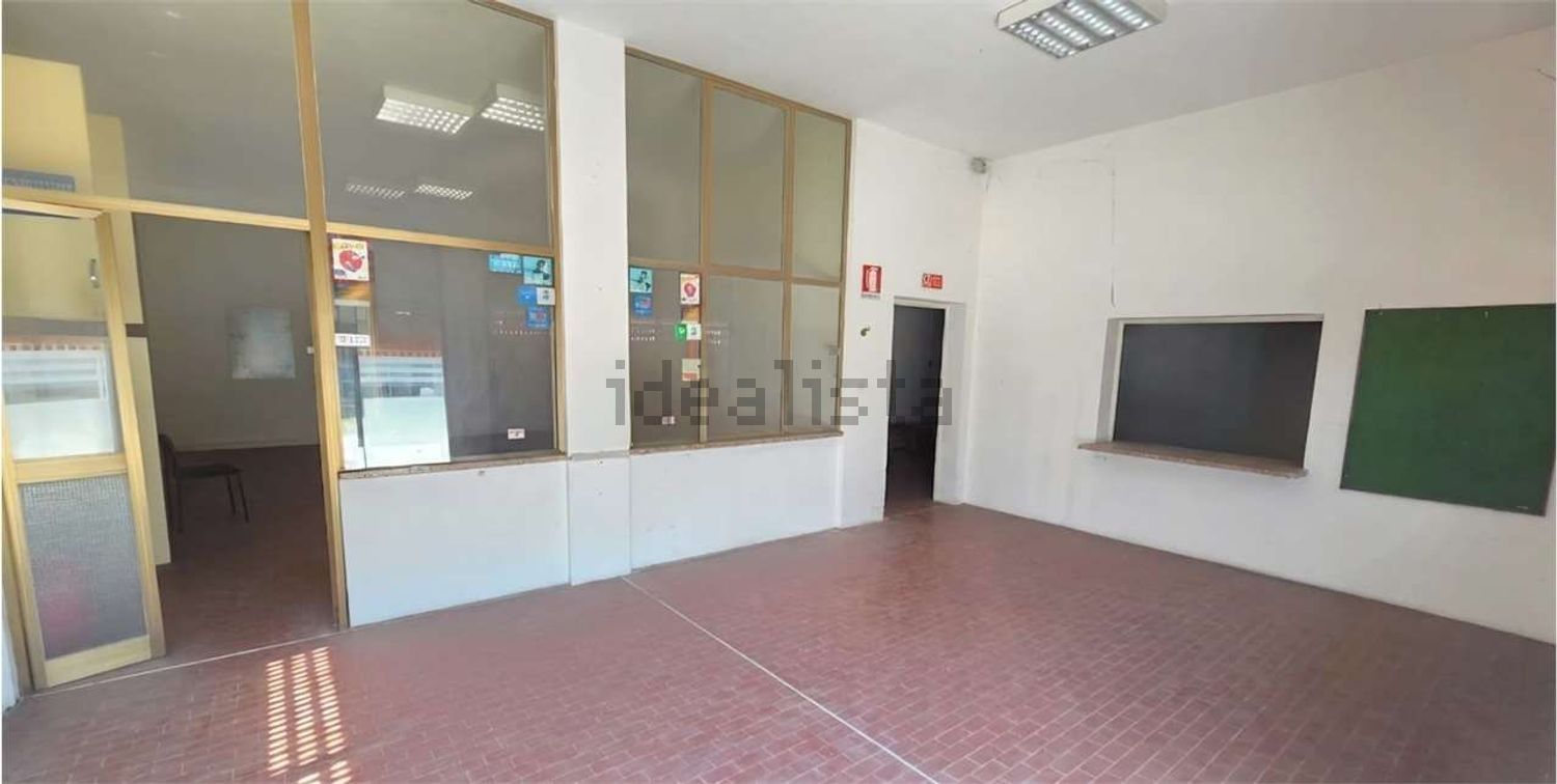 locale di sgombero in vendita ad Adria