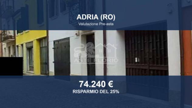 negozio in vendita ad Adria