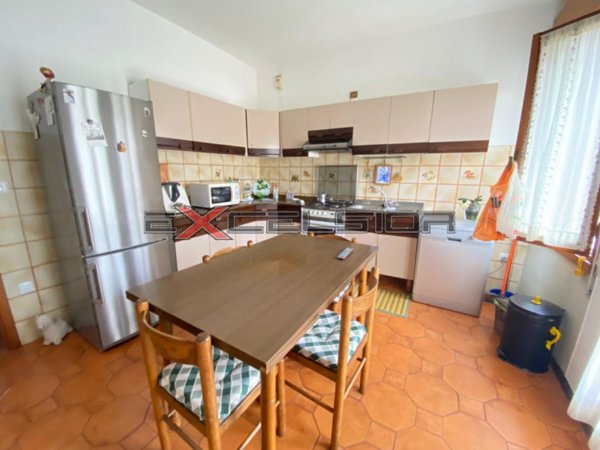 casa indipendente in vendita ad Adria in zona Bottrighe