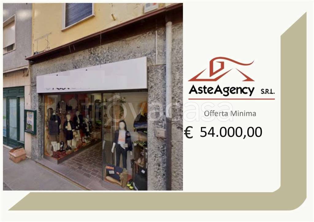 negozio in vendita ad Adria