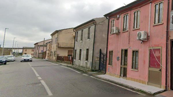 casa indipendente in vendita ad Adria in zona Bottrighe