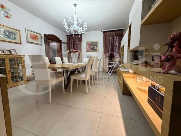 casa indipendente in vendita ad Adria