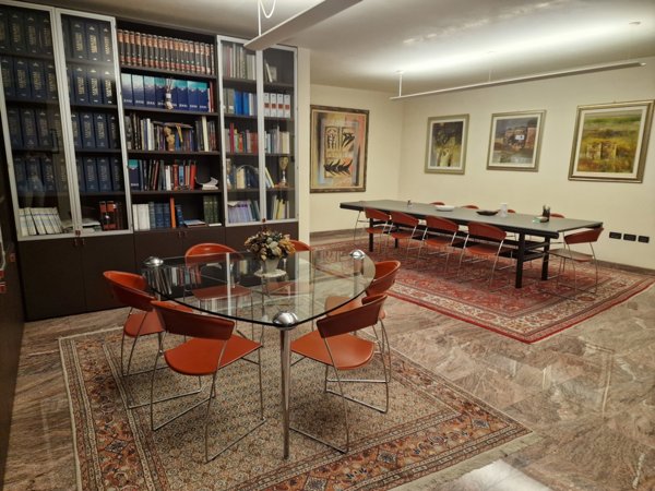 ufficio in vendita ad Adria