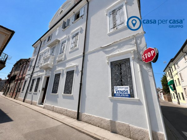 casa semindipendente in vendita ad Adria