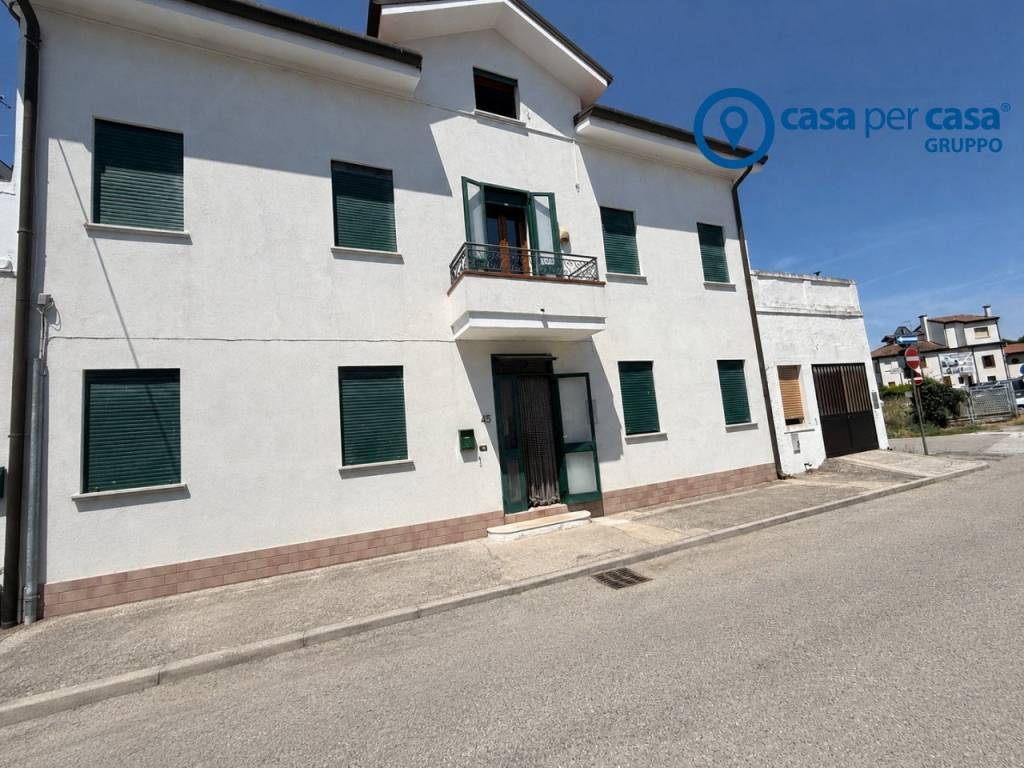 casa indipendente in vendita ad Adria