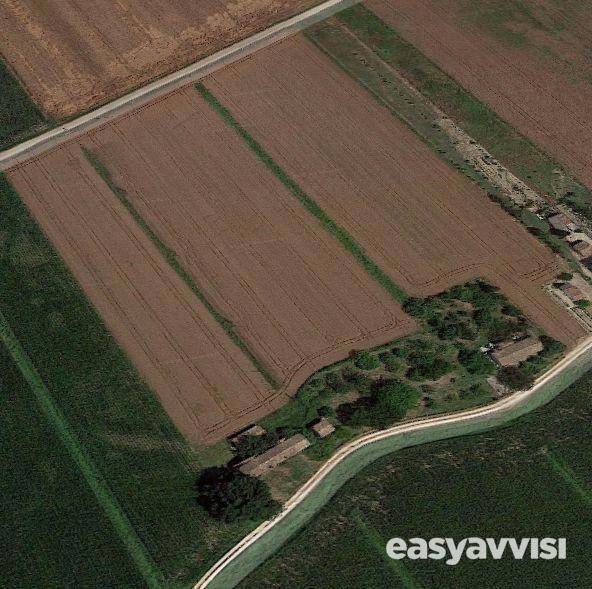 terreno edificabile in vendita ad Adria