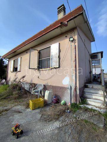 casa indipendente in vendita ad Adria