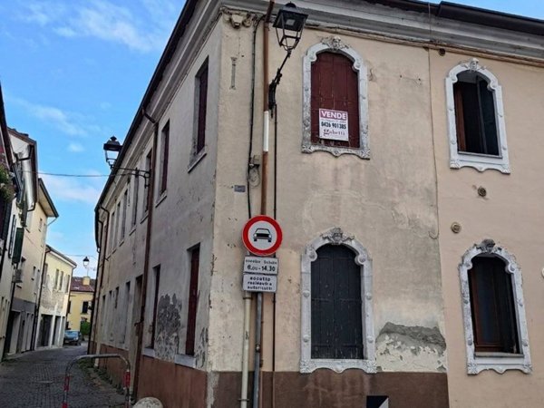 casa indipendente in vendita ad Adria