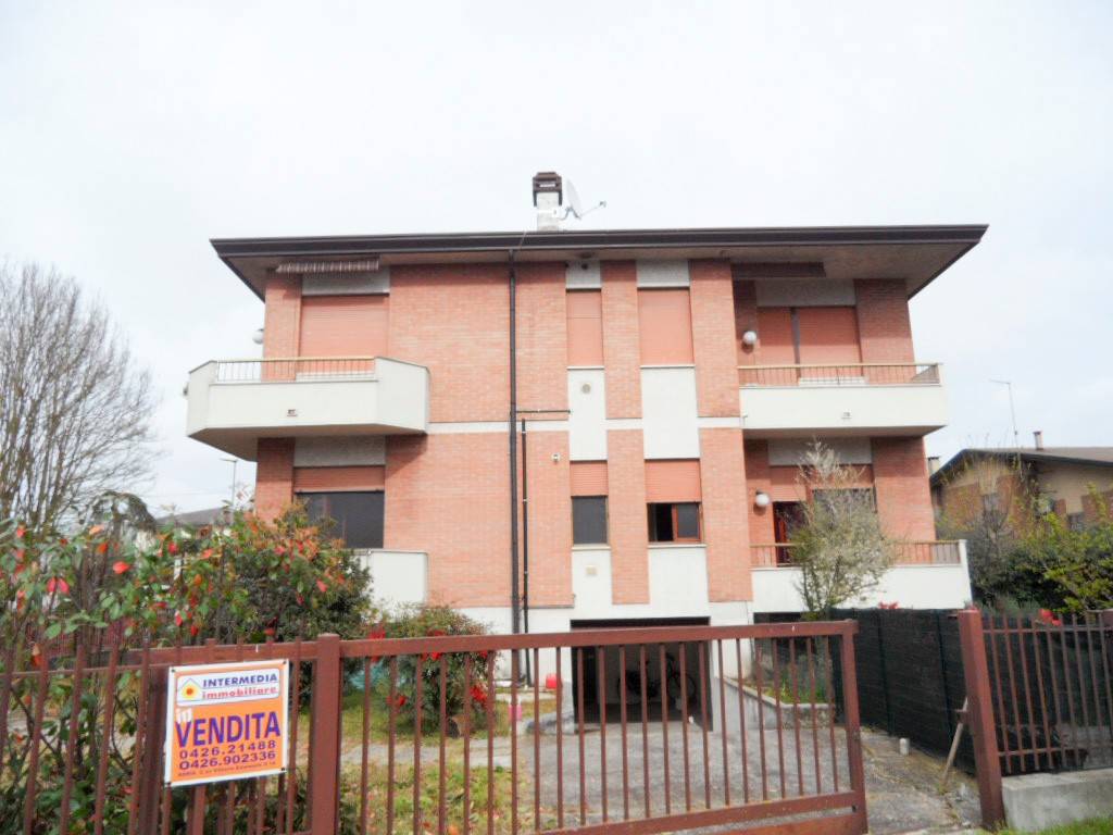 appartamento in vendita ad Adria
