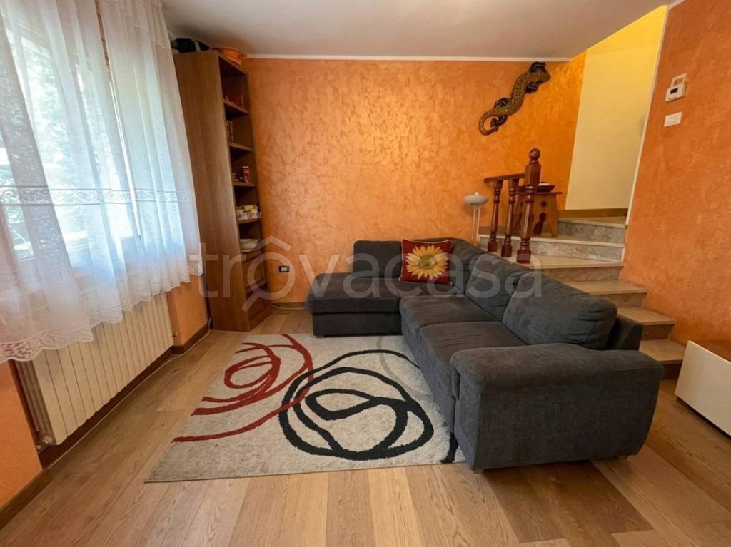 casa indipendente in vendita ad Adria