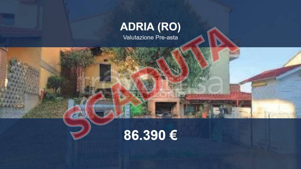 casa indipendente in vendita ad Adria in zona Valliera