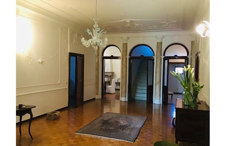 casa indipendente in vendita ad Adria in zona Bottrighe