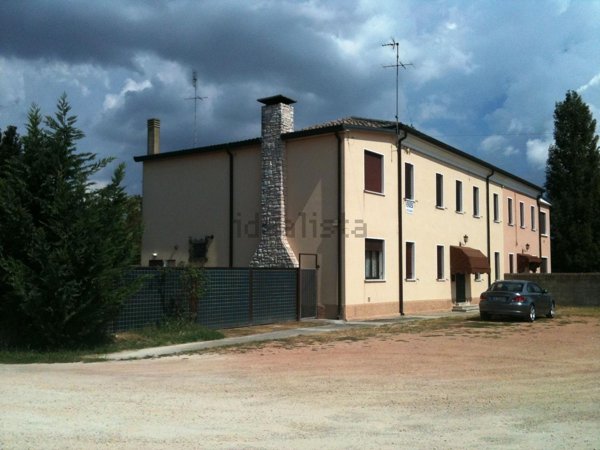 casa indipendente in vendita ad Ariano nel Polesine