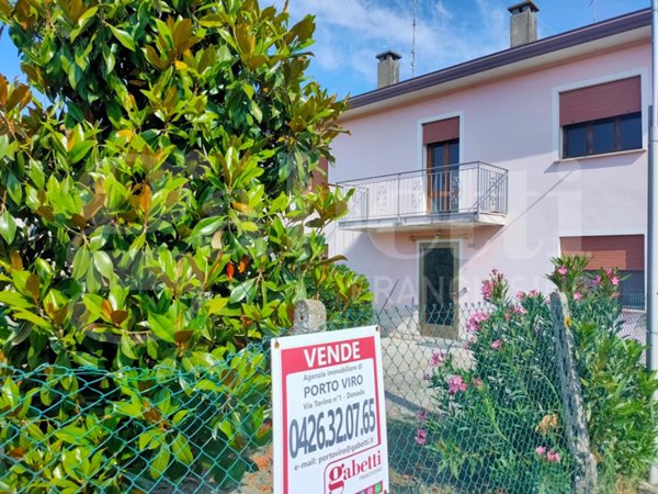 casa indipendente in vendita ad Ariano nel Polesine