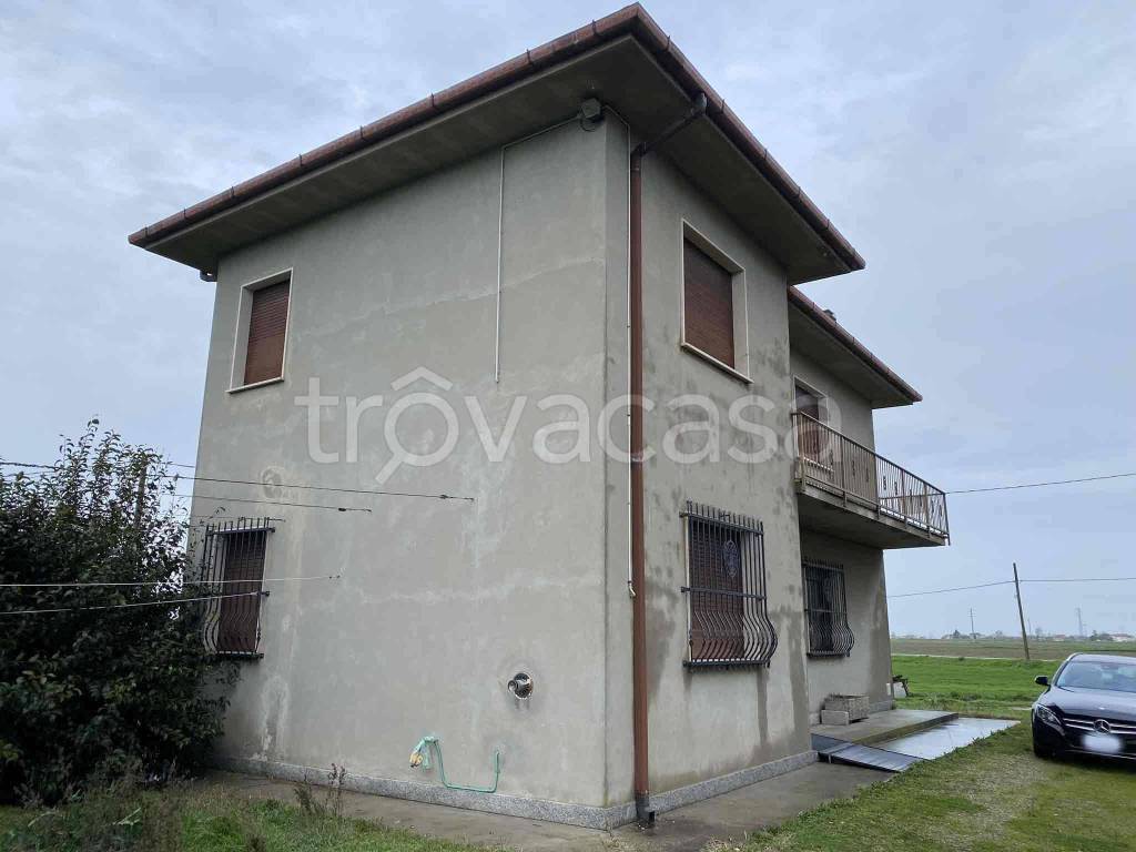 casa indipendente in vendita ad Ariano nel Polesine