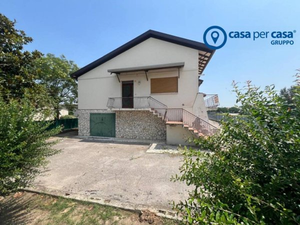 appartamento in vendita ad Ariano nel Polesine in zona Rivà