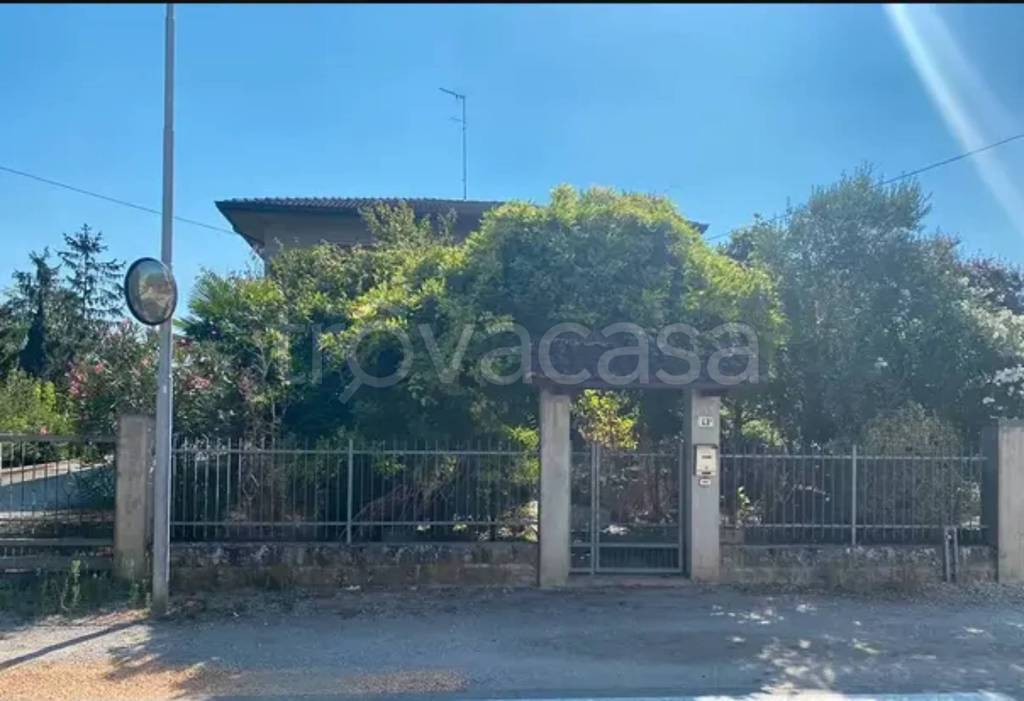 casa indipendente in vendita ad Ariano nel Polesine