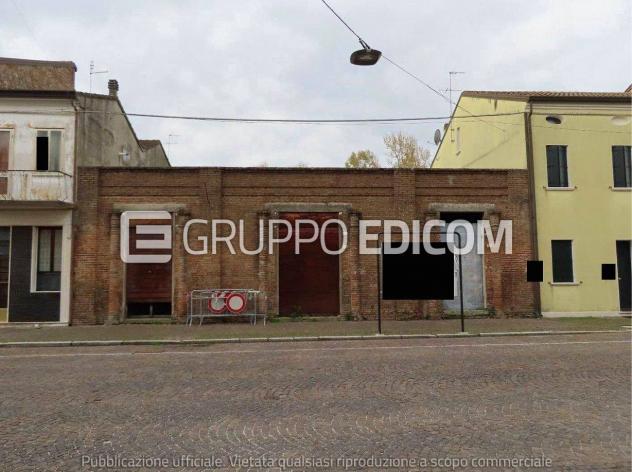 negozio in vendita ad Ariano nel Polesine