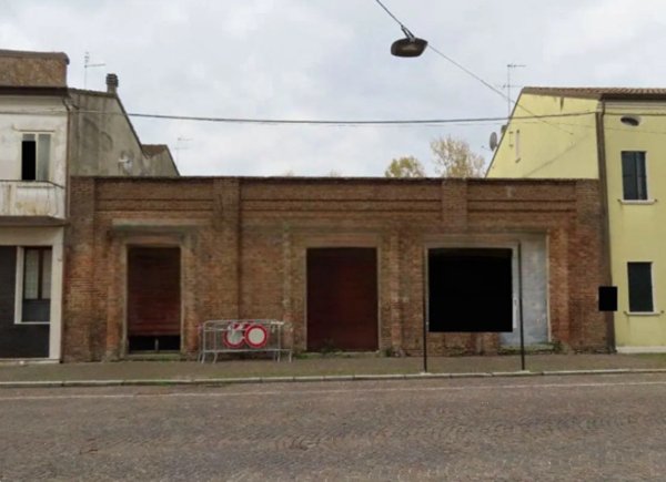 negozio in vendita ad Ariano nel Polesine