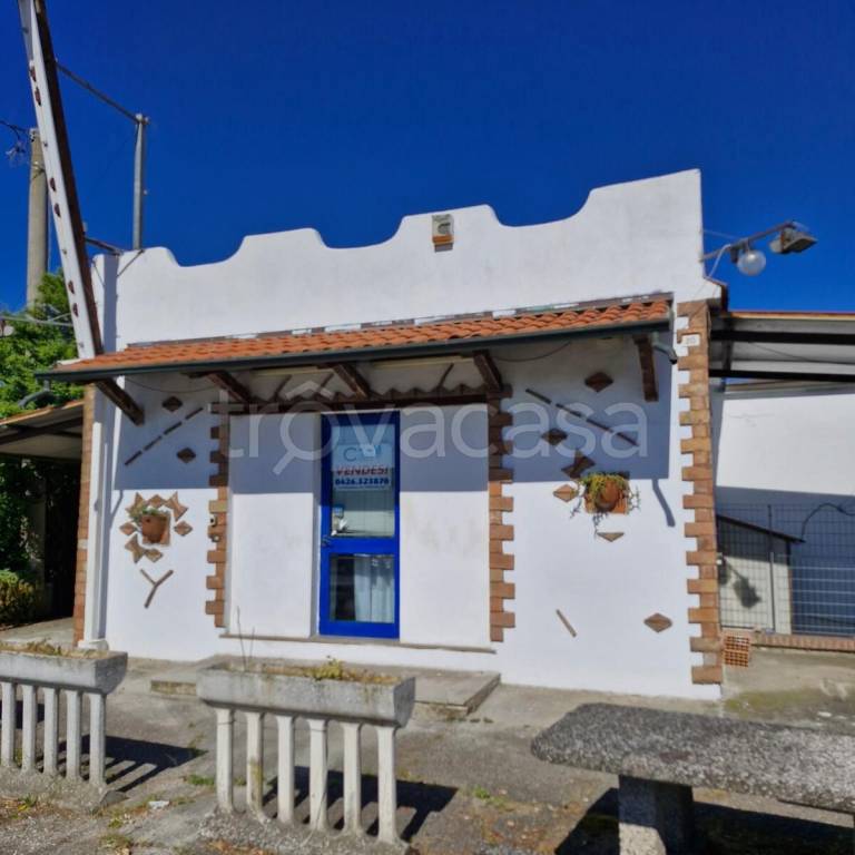 casa indipendente in vendita ad Ariano nel Polesine in zona Rivà