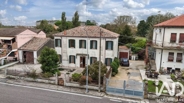 casa indipendente in vendita ad Ariano nel Polesine