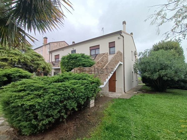 casa indipendente in vendita ad Ariano nel Polesine