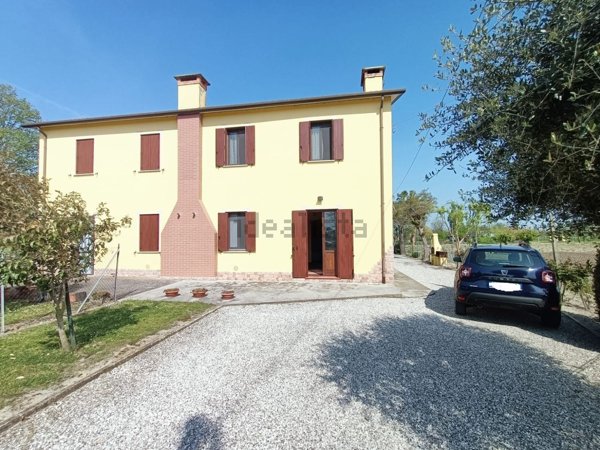 casa indipendente in vendita ad Ariano nel Polesine