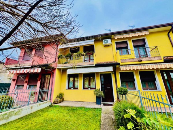 casa indipendente in vendita ad Ariano nel Polesine