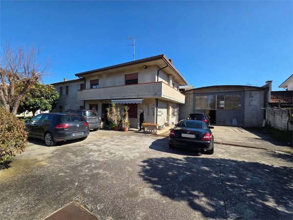 casa semindipendente in vendita ad Ariano nel Polesine