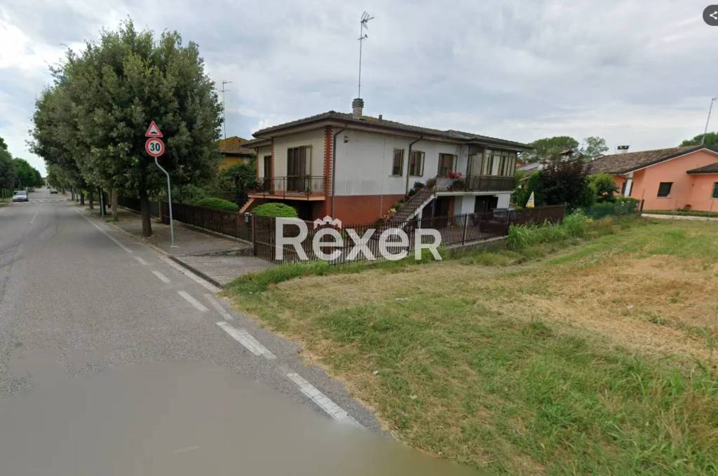 casa indipendente in vendita ad Ariano nel Polesine