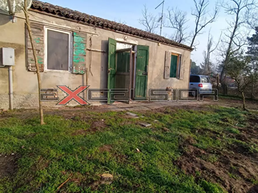 casa indipendente in vendita ad Ariano nel Polesine in zona San Basilio