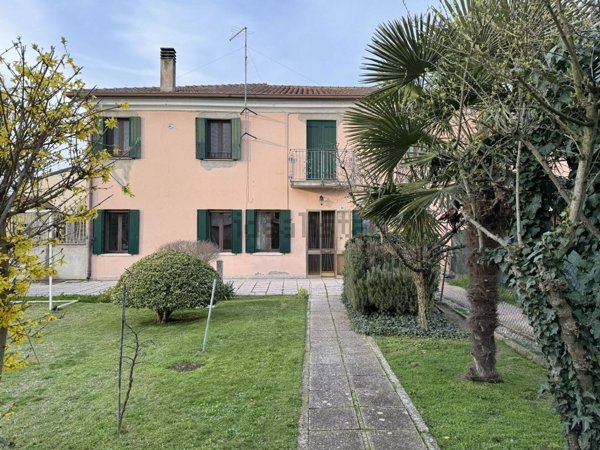 appartamento in vendita ad Arquà Polesine