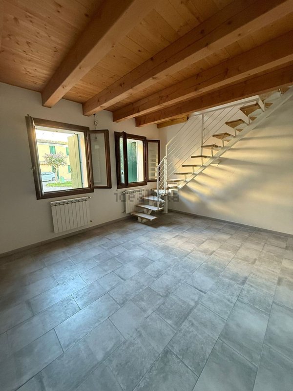casa indipendente in vendita ad Arquà Polesine