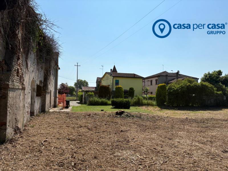 casa indipendente in vendita ad Arquà Polesine