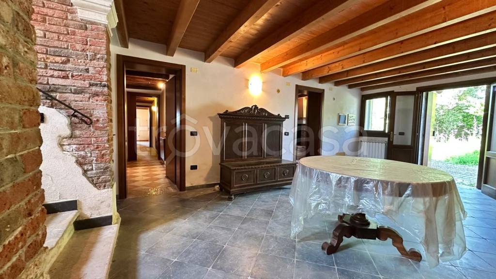 casa indipendente in vendita ad Arquà Polesine