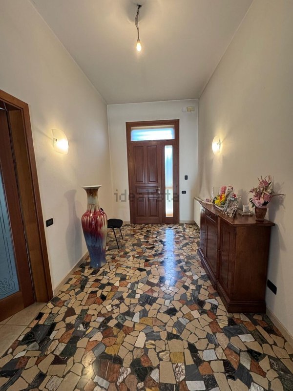 casa indipendente in vendita ad Arquà Polesine