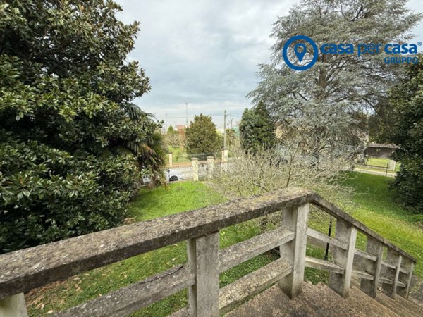 casa indipendente in vendita ad Arquà Polesine