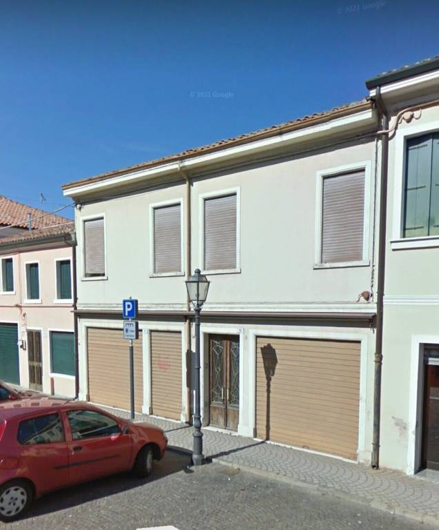 appartamento in vendita ad Arquà Polesine in zona Valmolin