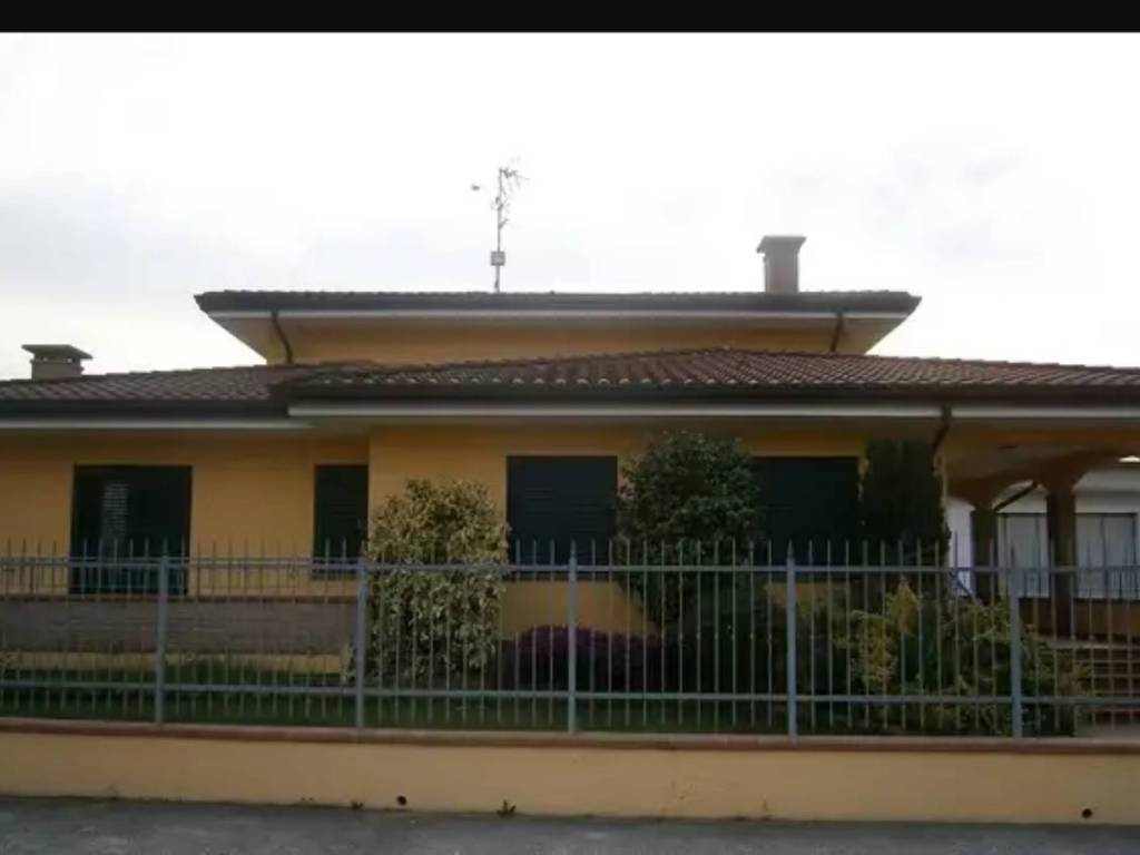 casa indipendente in vendita a Badia Polesine
