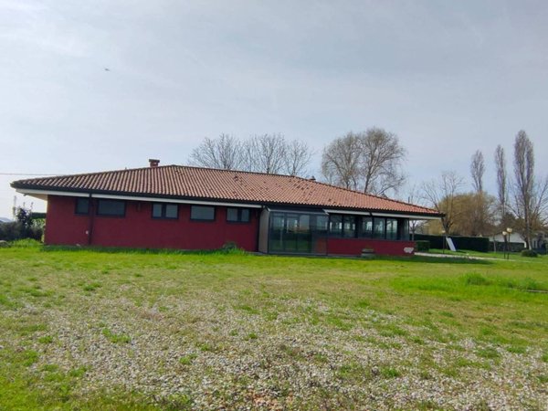negozio in vendita a Badia Polesine