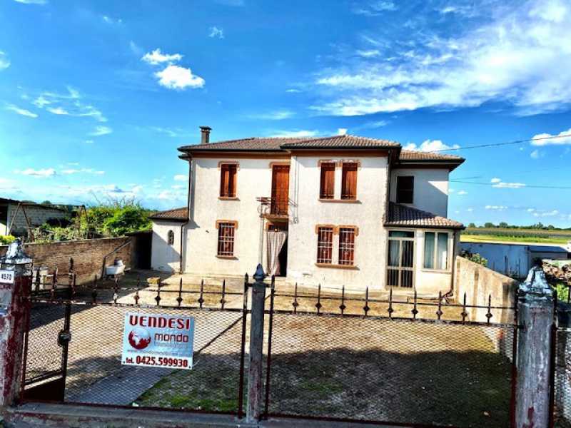 casa indipendente in vendita a Badia Polesine