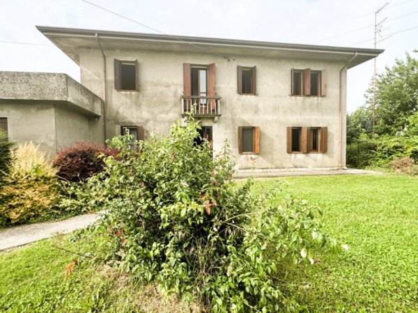 casa indipendente in vendita a Badia Polesine