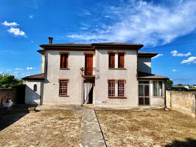 casa indipendente in vendita a Badia Polesine