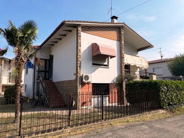 casa indipendente in vendita a Badia Polesine