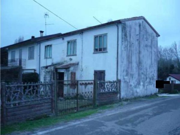 appartamento in vendita a Badia Polesine in zona Crocetta