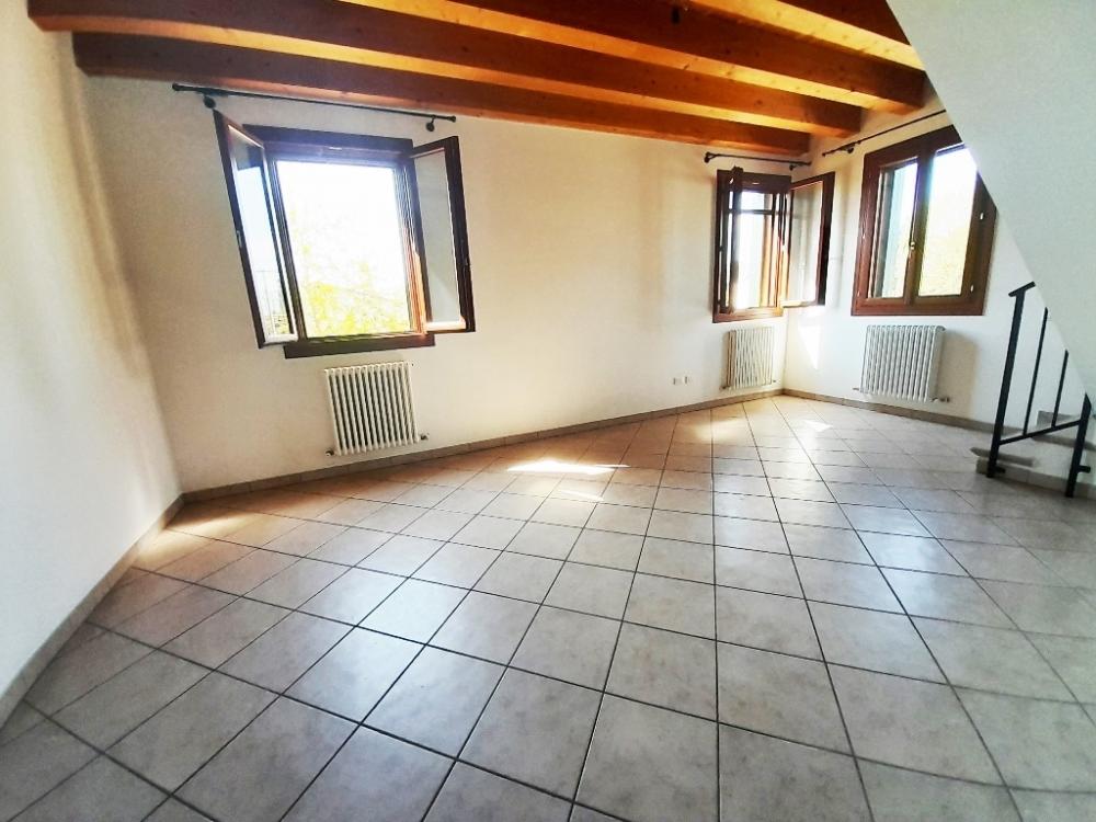 appartamento in vendita a Badia Polesine in zona Crocetta