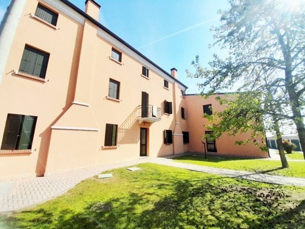 appartamento in vendita a Badia Polesine in zona Crocetta