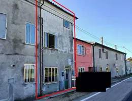 appartamento in vendita a Badia Polesine in zona Salvaterra