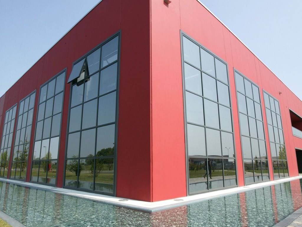 locale commerciale in vendita a Badia Polesine